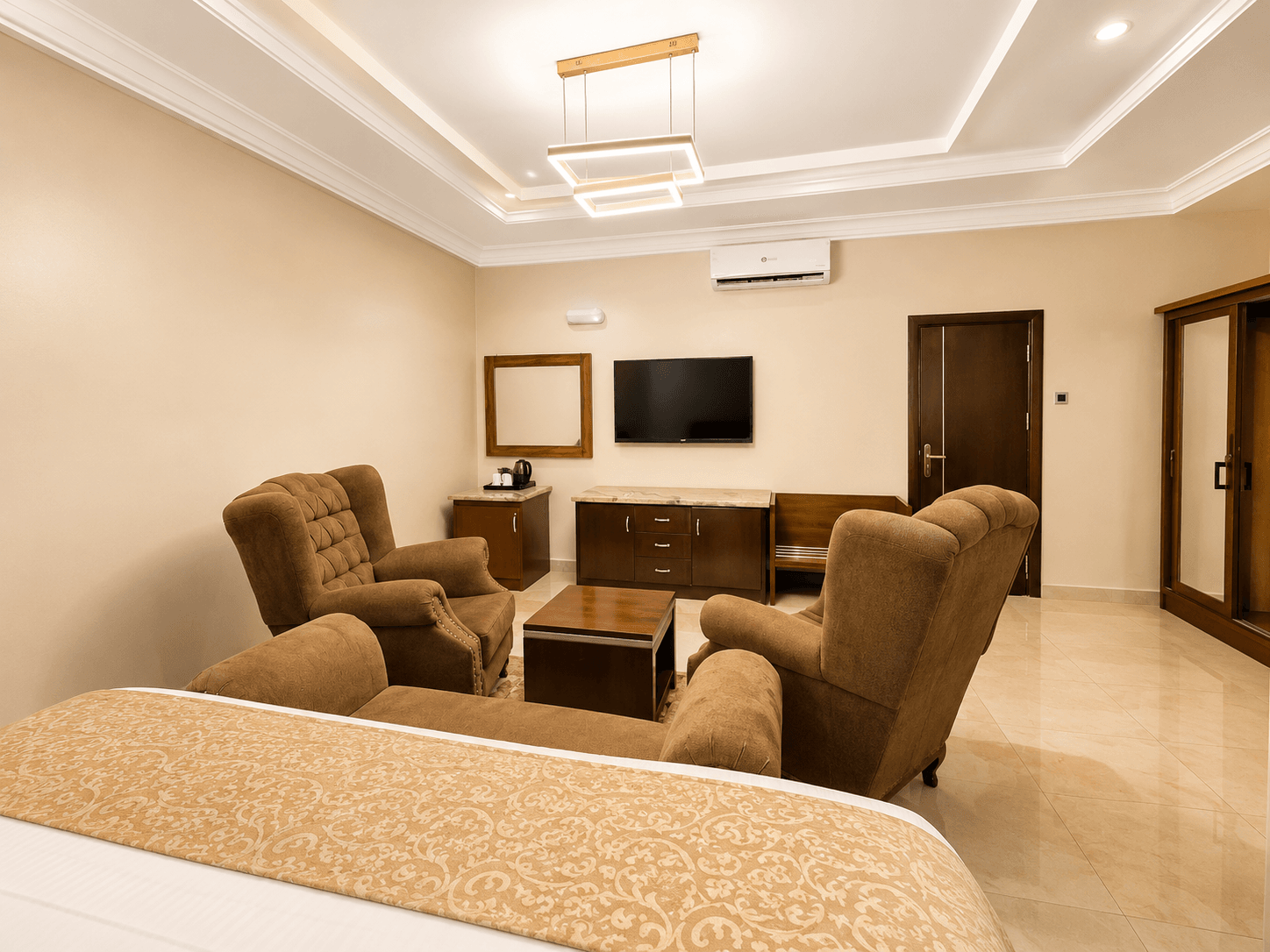 Diplomatic Suite β photo 1